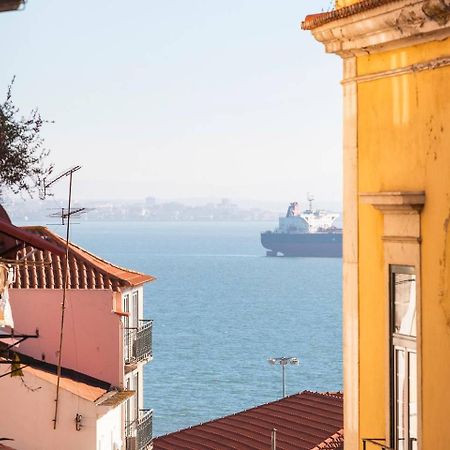 Guestready - Amazing Alfama Family Apt Near National Pantheon! Lisbona Esterno foto